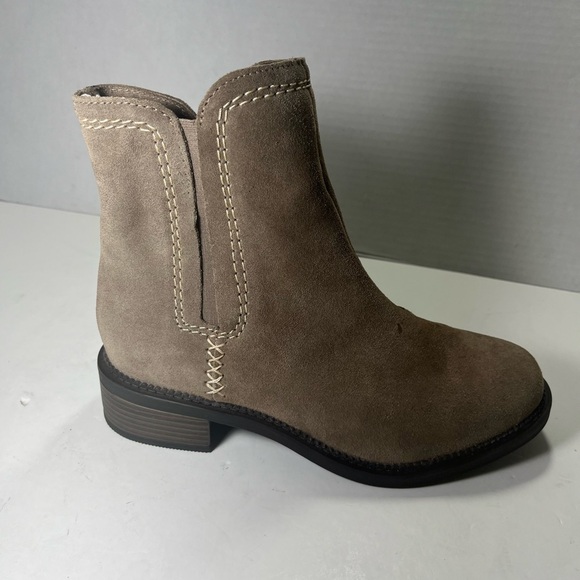 Clarks Maye Zip Boots - Suede (For Women - Picture 8 of 14